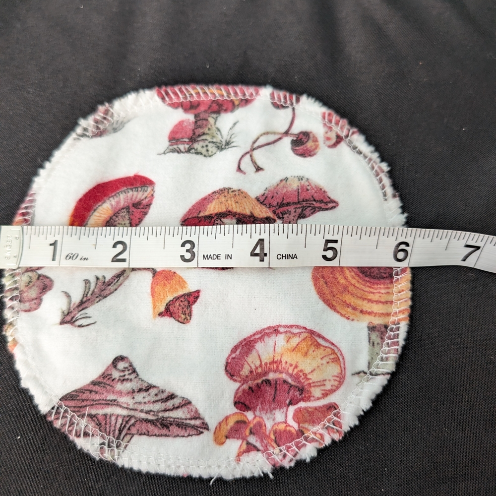 Hand Crafted Set Of 5 Mushroom Print Face Cloths With Scrunchie - Picture 4 of 6